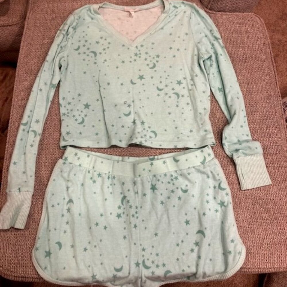Light Blue Pajama set, Extra Large with star and moon design.